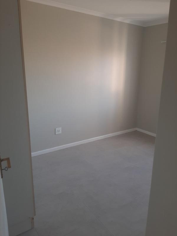 To Let 2 Bedroom Property for Rent in Parklands Western Cape